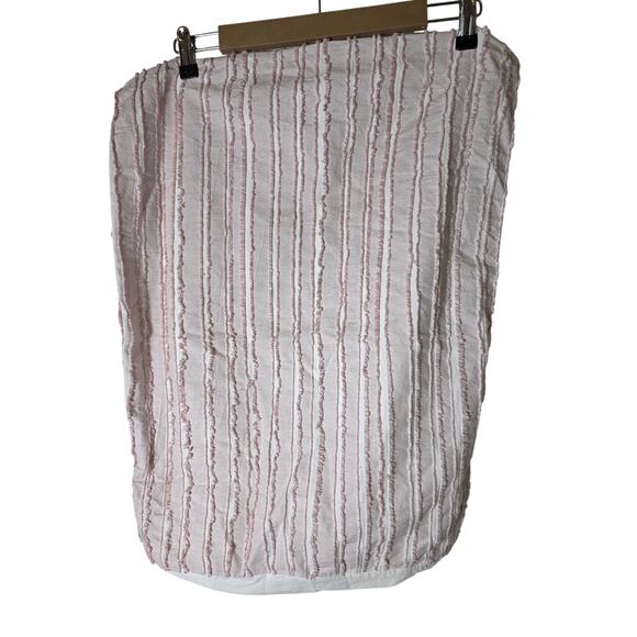 RACHEL ZOE Pink White Textured Raised Cotton STANDARD Pillow Shams Set of 2 - Picture 1 of 9